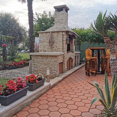App & Room Le Palme Umag Exteriör bild