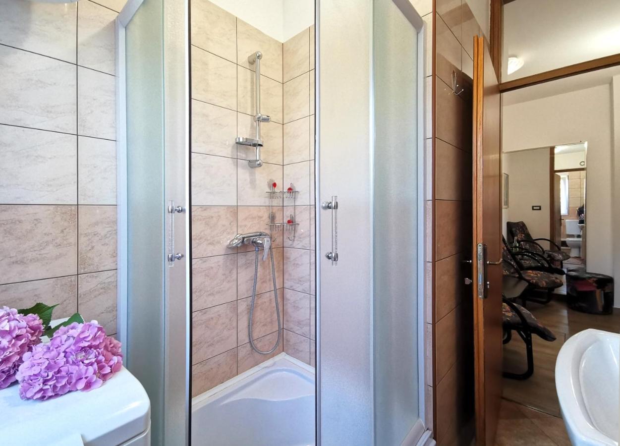App & Room Le Palme Umag Exteriör bild