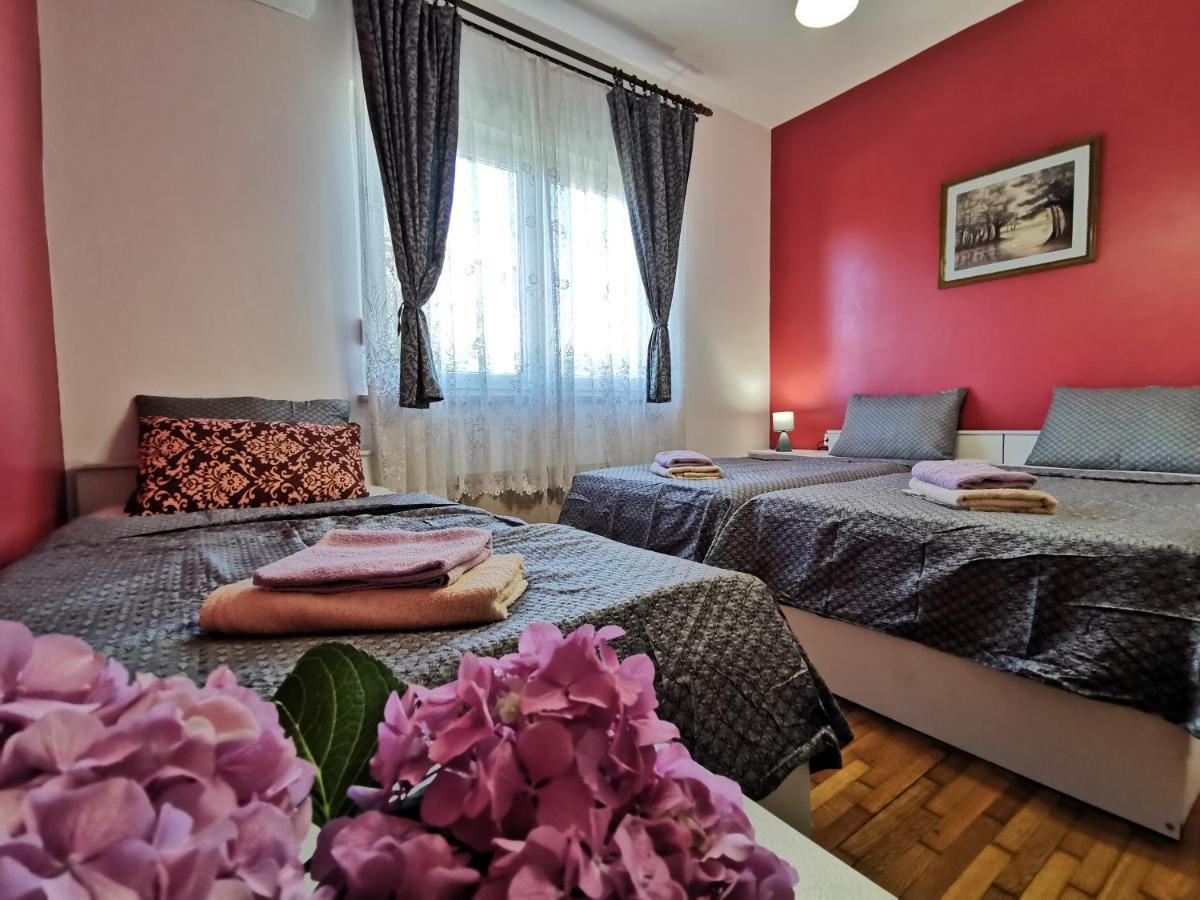 App & Room Le Palme Umag Exteriör bild