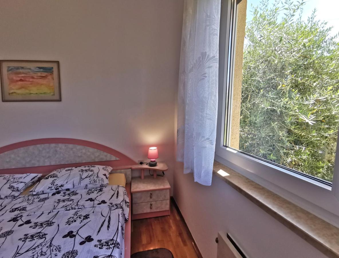 App & Room Le Palme Umag Exteriör bild